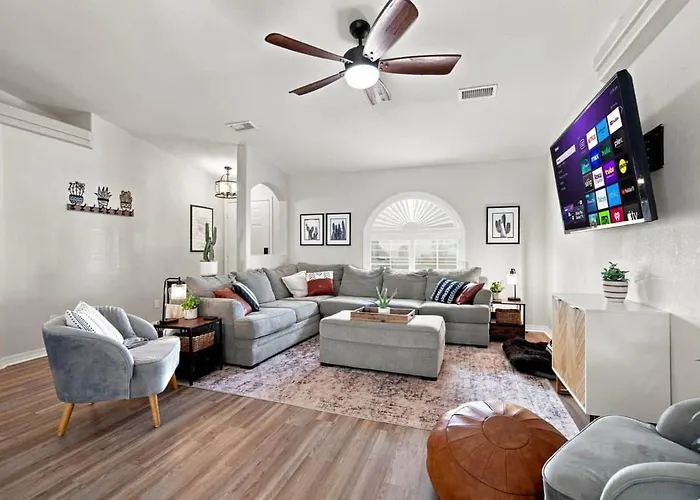 Sunshine & Palms-dog Friendly-side Parking Holiday home