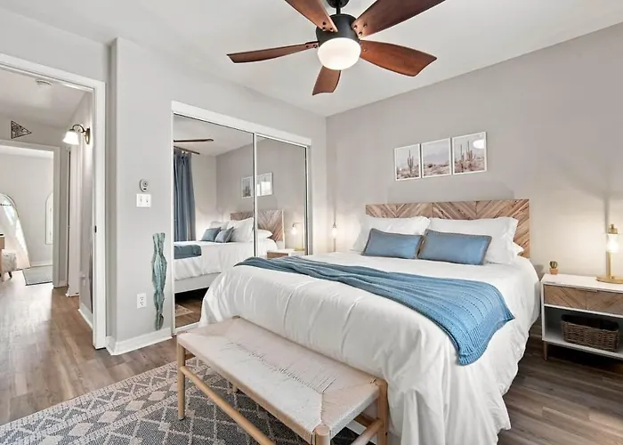 Sunshine & Palms-dog Friendly-side Parking Holiday home