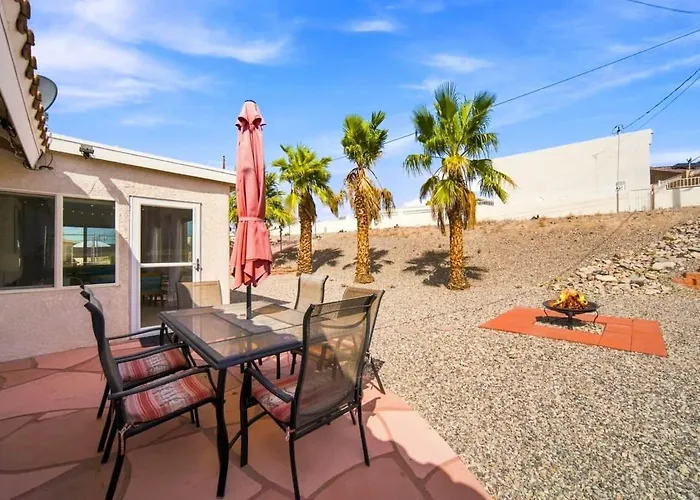 Sunshine & Palms-dog Friendly-side Parking Holiday home *