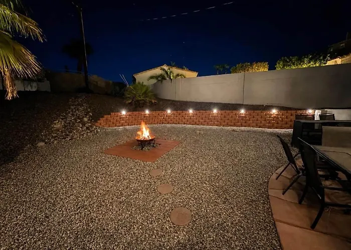 Holiday home Sunshine & Palms-dog Friendly-side Parking *